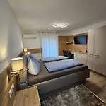 Bed & Breakfast Gaestehaus Rana Rust