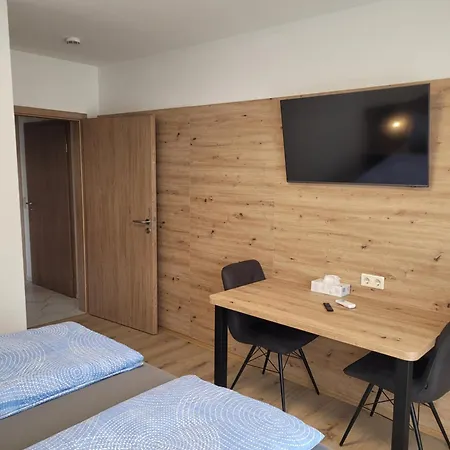 Gaestehaus Rana 3* روست