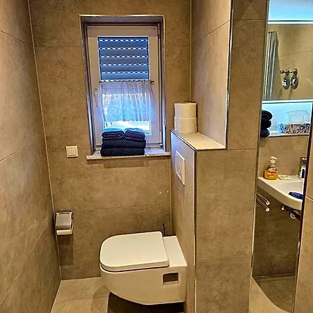 Gaestehaus Rana Oda ve Kahvaltı 3*