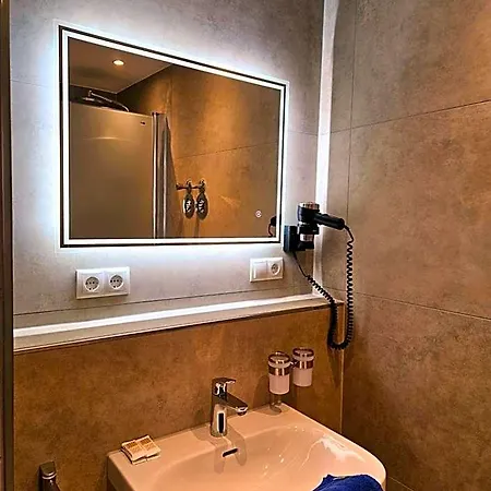 Oda ve Kahvaltı Gaestehaus Rana 3*