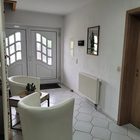 Gaestehaus Rana Oda ve Kahvaltı 3*