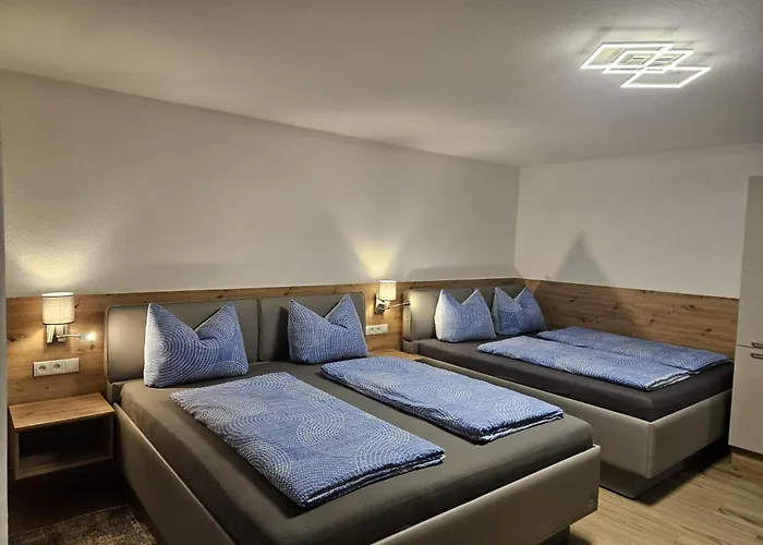 Gaestehaus Rana Bed & Breakfast 3*