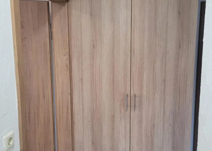 Gaestehaus Rana ベッド・アンド・ブレックファスト 3*